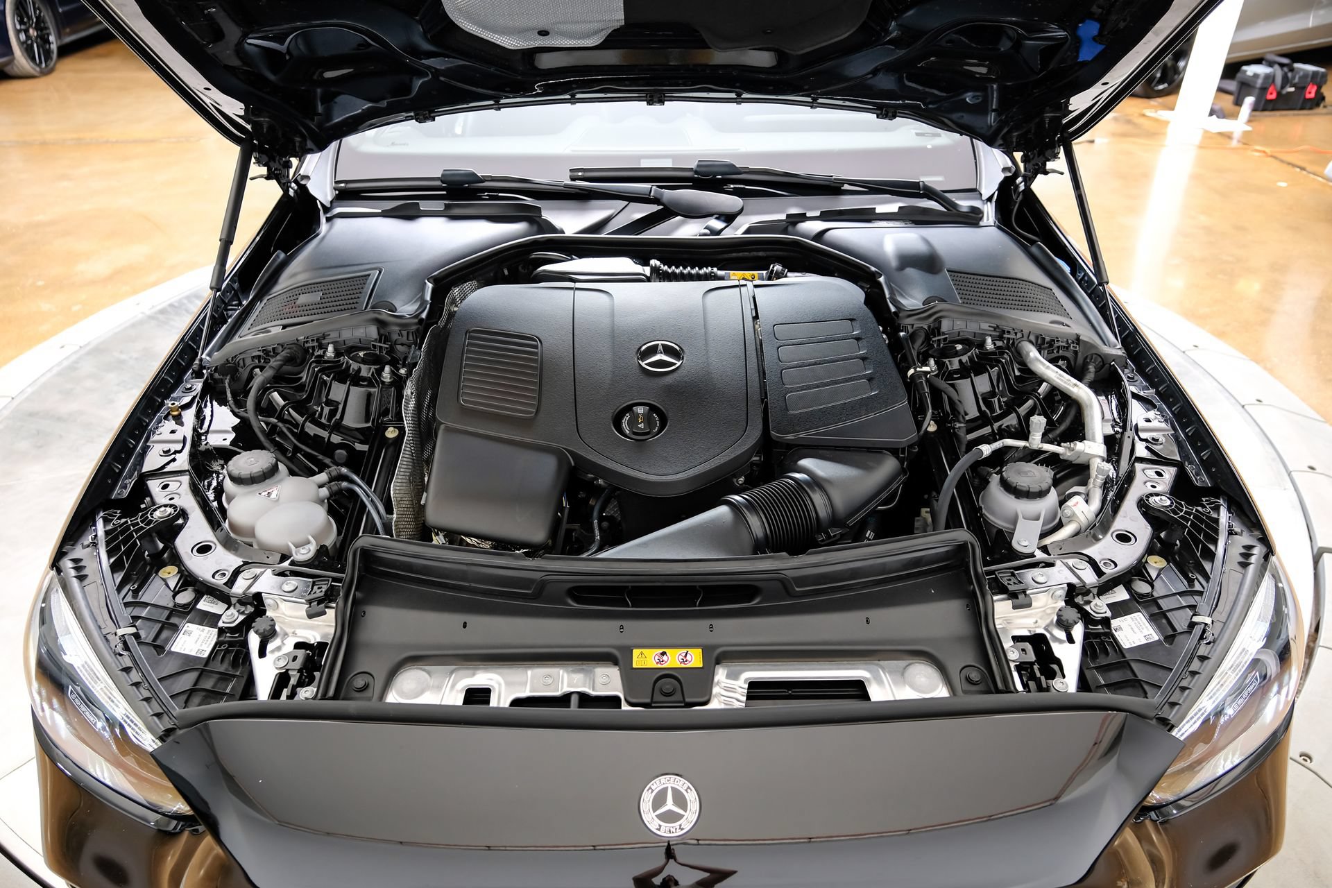 Used 2025 Mercedes-Benz C 300 4MATIC Sedan w/ AMG Line w/ Night Package image 59