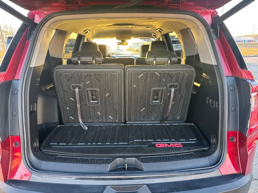 Used 2023 GMC Acadia SLT image 6