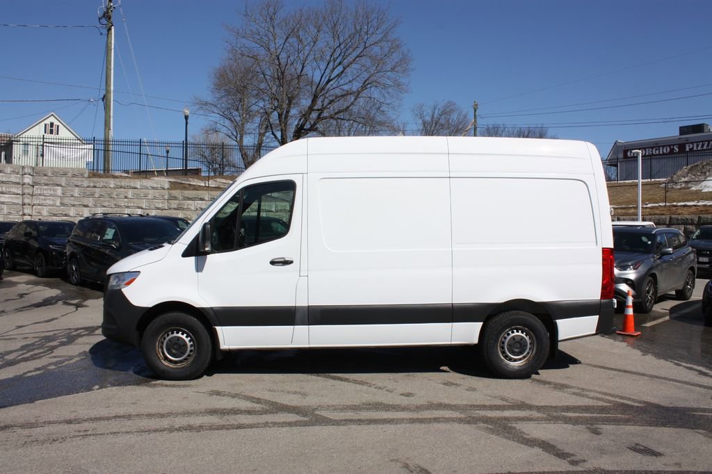Used 2020 Mercedes-Benz Sprinter 144 Cargo image 4
