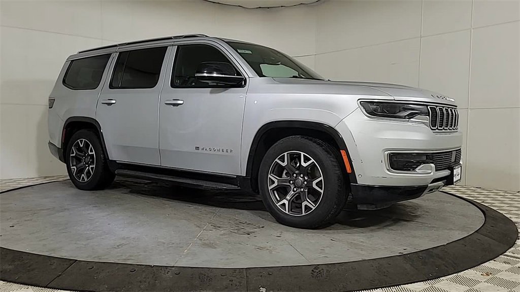 Used 2024 Jeep Wagoneer Series III image 14