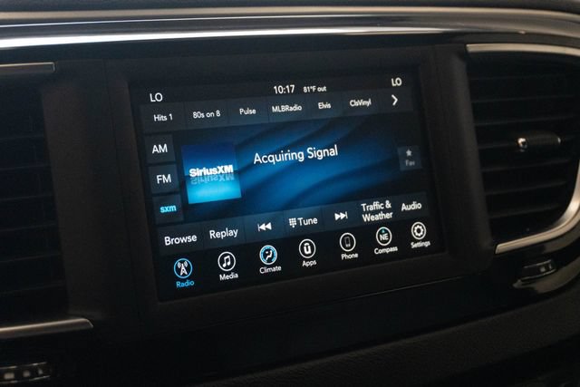 Used 2020 Chrysler Pacifica Touring w/ S Appearance Package FWD image 24