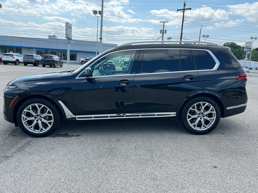 Used 2026 BMW X7 xDrive40i AWD/4WD image 8