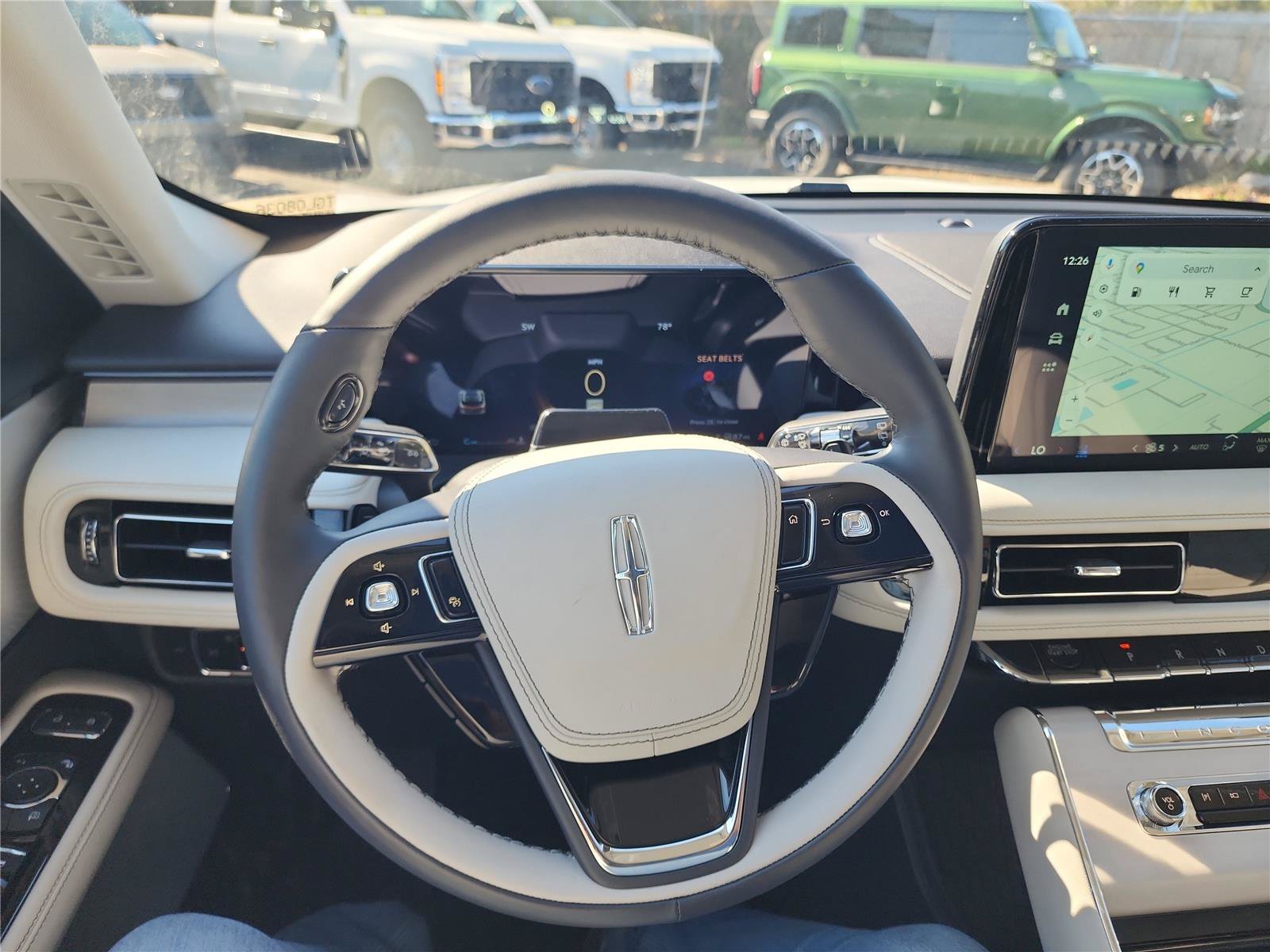 New 2026 Lincoln Aviator Reserve w/ Luxury Package RWD image 36