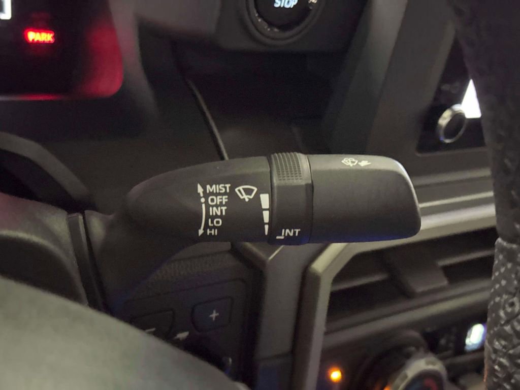 Used 2024 Toyota Tacoma SR5 AWD/4WD image 25