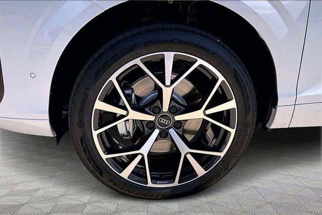 New 2026 Audi Q3 quattro 2.0T image 8