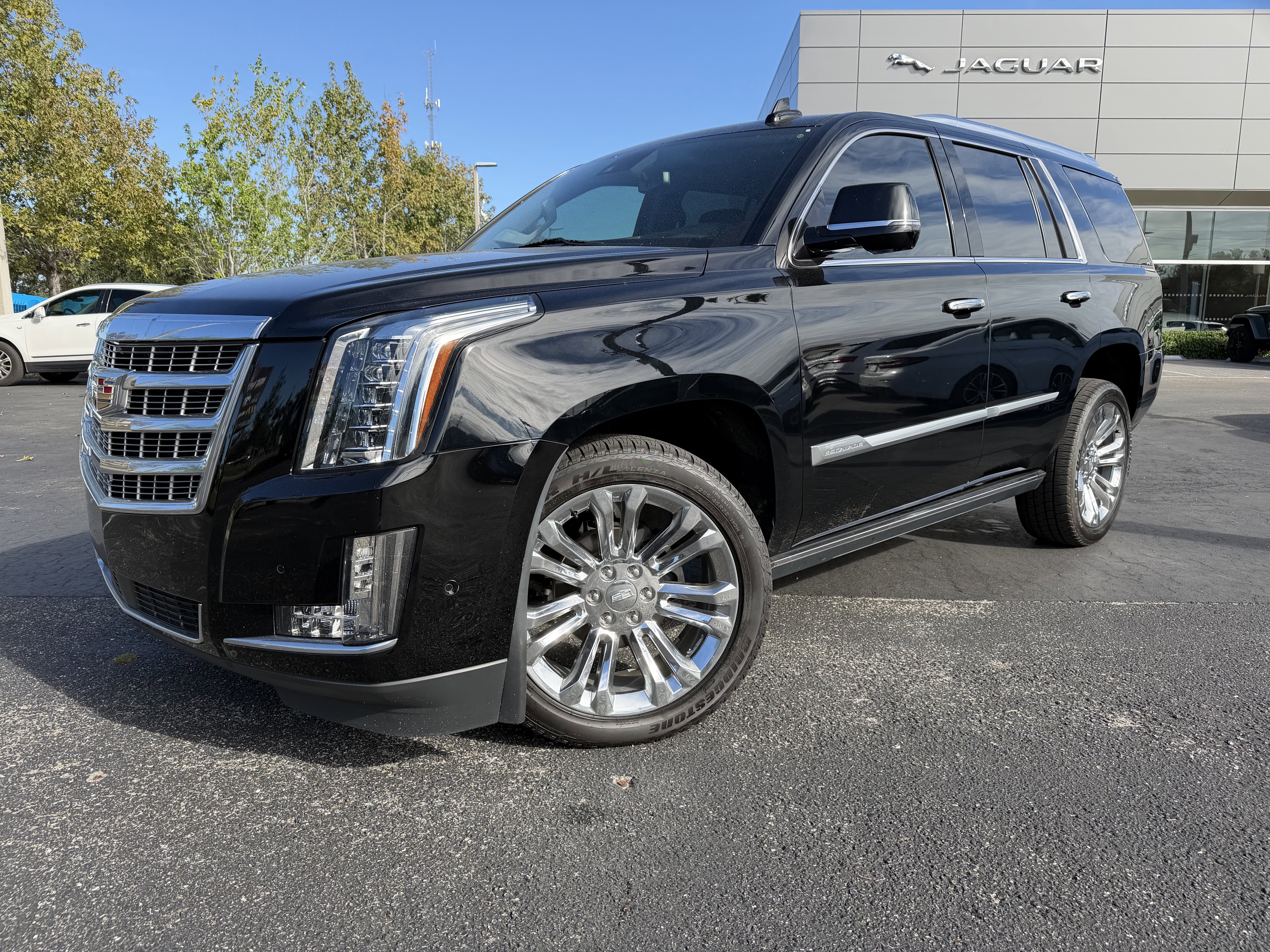 Used 2020 Cadillac Escalade Premium Luxury w/ LPO, Radiant Package