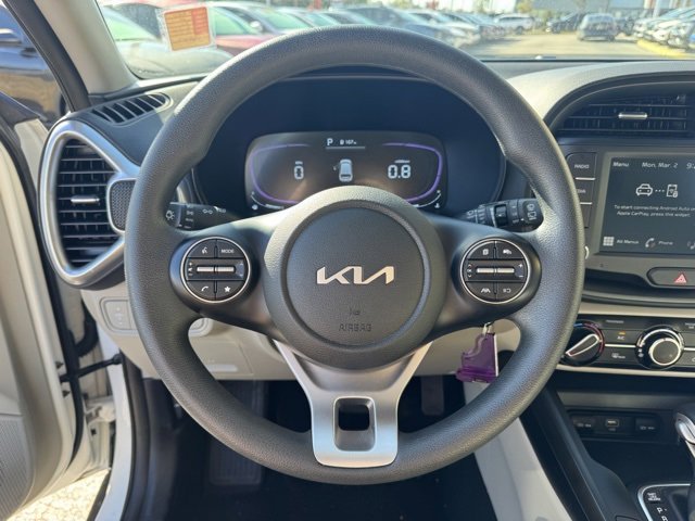 Certified 2025 Kia Soul LX image 25