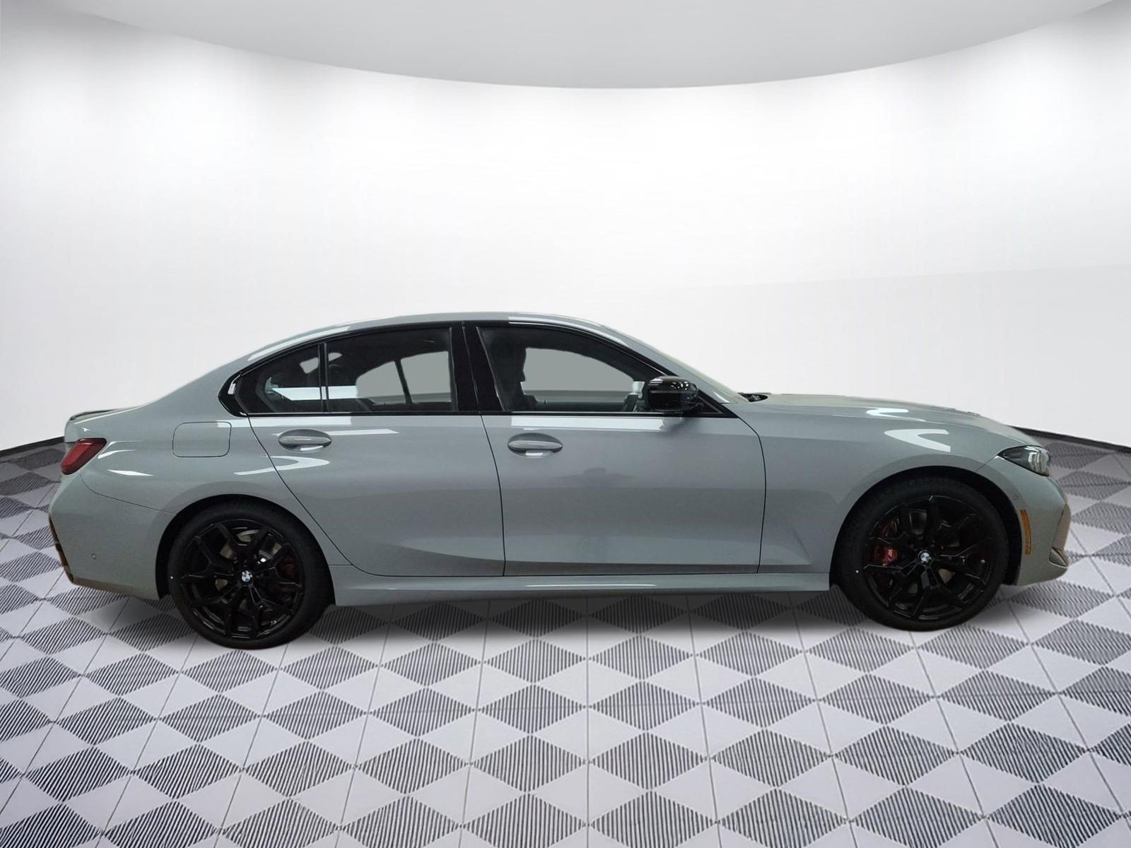 Used 2026 BMW 330i xDrive Sedan w/ M Sport Package AWD/4WD image 7