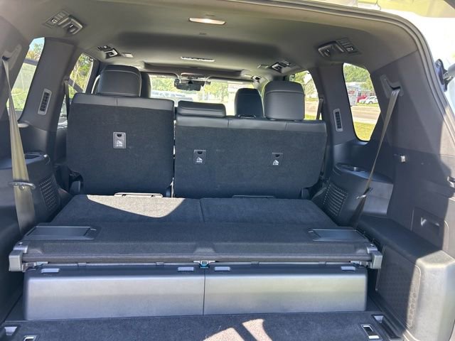 Certified 2025 Lexus LX 700h Overtrail AWD/4WD image 10
