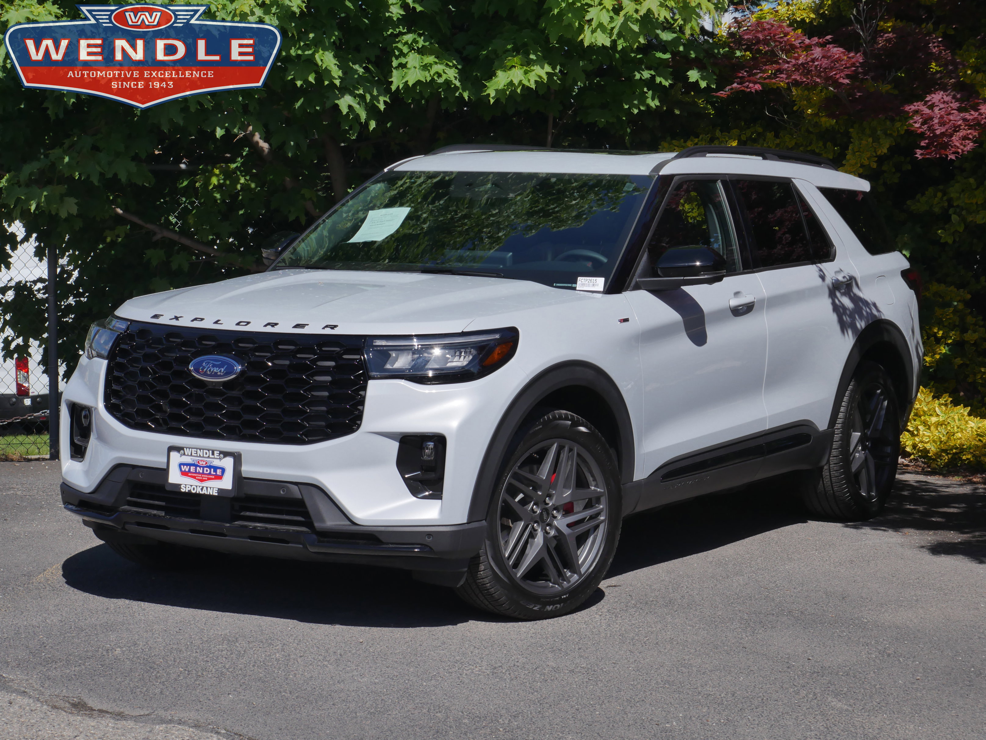 New 2026 Ford Explorer ST-Line w/ ST-Line Street Pack AWD/4WD image 1