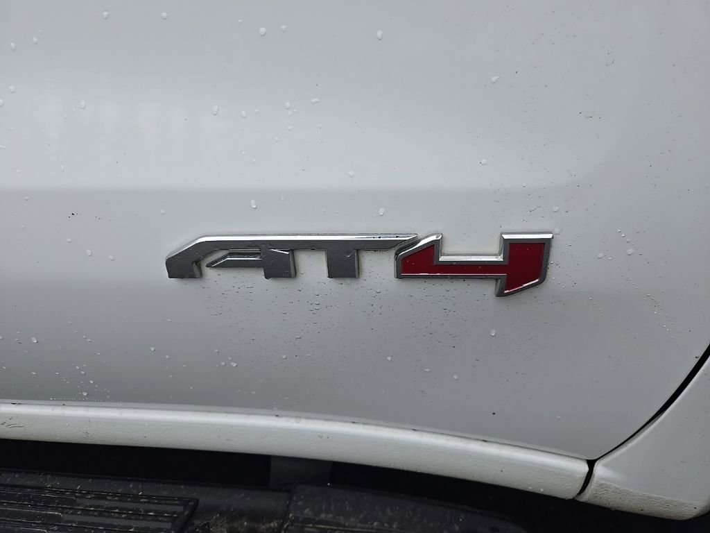 Used 2020 GMC Sierra 1500 AT4 w/ AT4 Premium Package AWD/4WD image 10