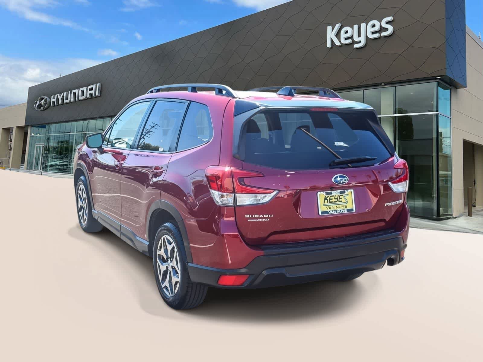 Used 2024 Subaru Forester Premium w/ POP Package 1 AWD/4WD image 7