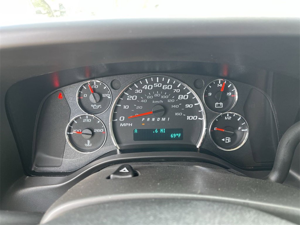 New 2025 Chevrolet Express 2500 w/ Driver Convenience Package image 10