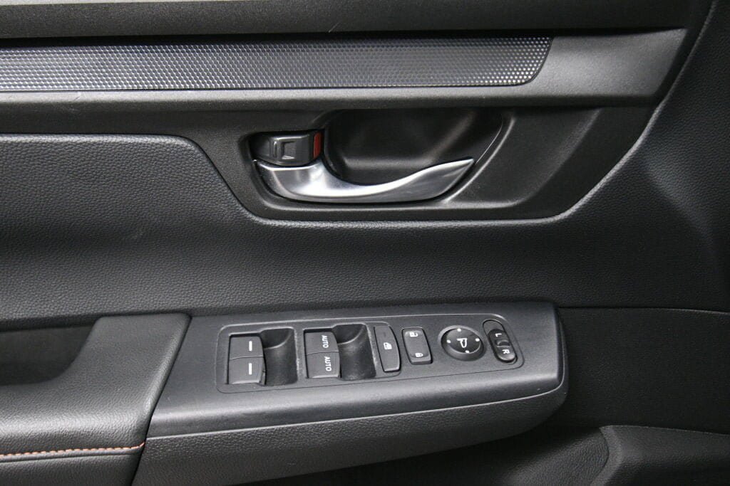 Used 2024 Honda CR-V Sport image 11