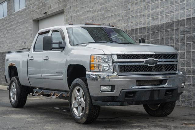 Used 2014 Chevrolet Silverado 2500 LTZ w/ LTZ Plus Package AWD/4WD image 2