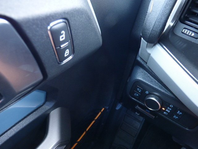 Used 2022 Ford Bronco Badlands w/ Sasquatch Package image 26