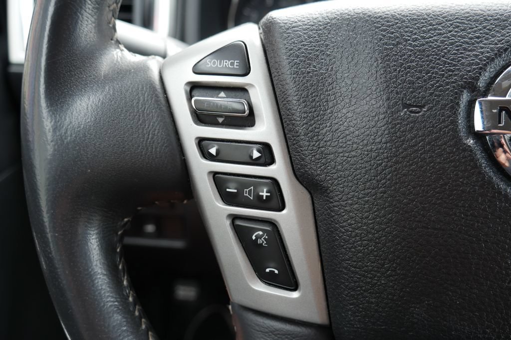 Used 2018 Nissan Titan PRO-4X AWD/4WD image 20