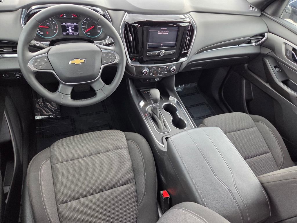 Certified 2023 Chevrolet Traverse LT FWD image 10