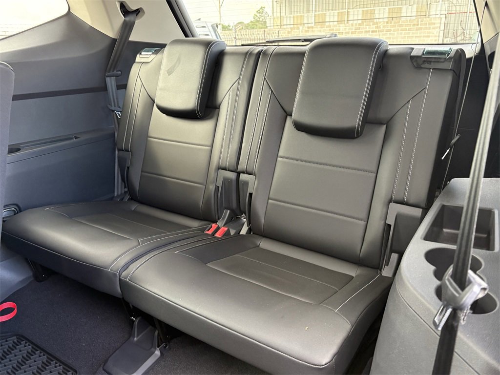 Used 2023 Volkswagen Atlas SE w/ Black Wheel Package image 24
