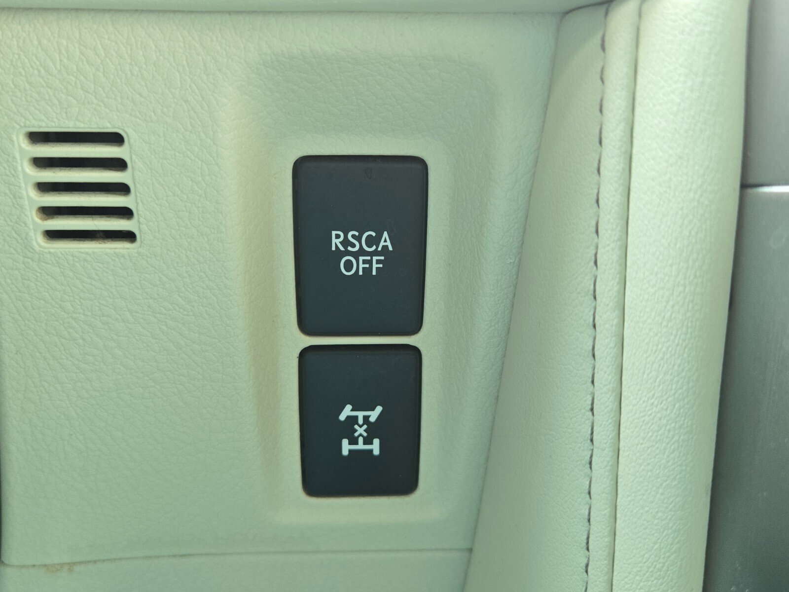 Used 2012 Lexus GX 460 image 18