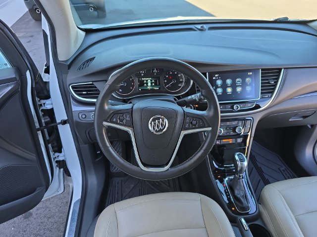 Used 2018 Buick Encore Essence w/ Experience Buick Package FWD image 15