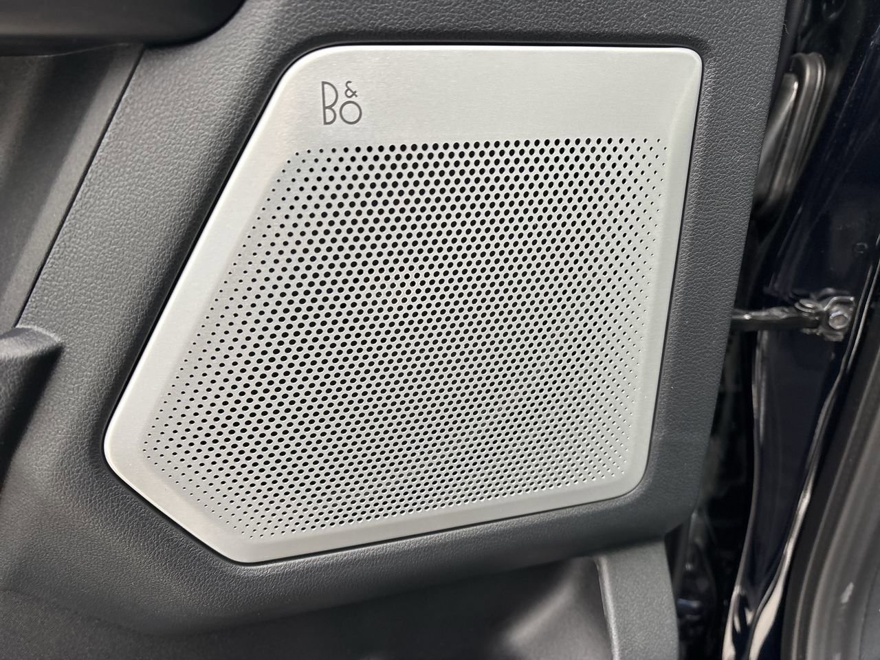 New 2025 Ford F150 Lariat w/ Equipment Group 502A High image 18