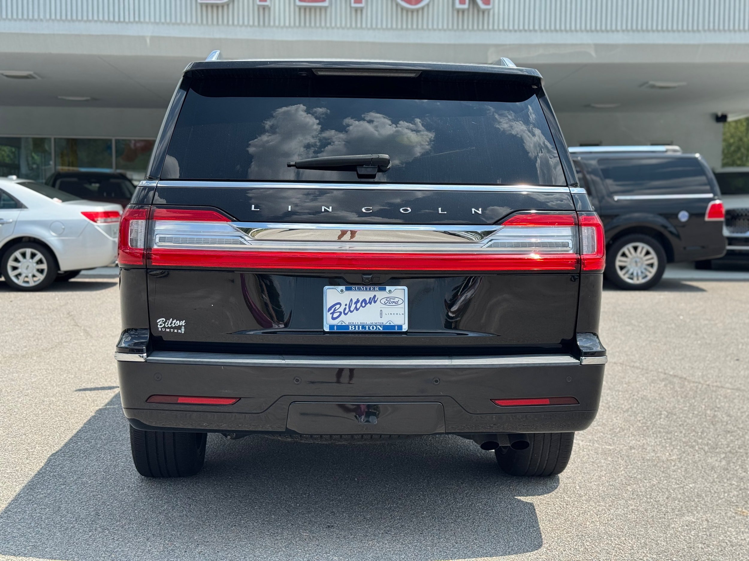 Used 2021 Lincoln Navigator Reserve RWD image 27