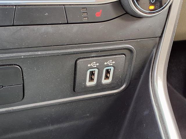 Used 2019 Ford EcoSport SE w/ SE Convenience Package FWD image 9