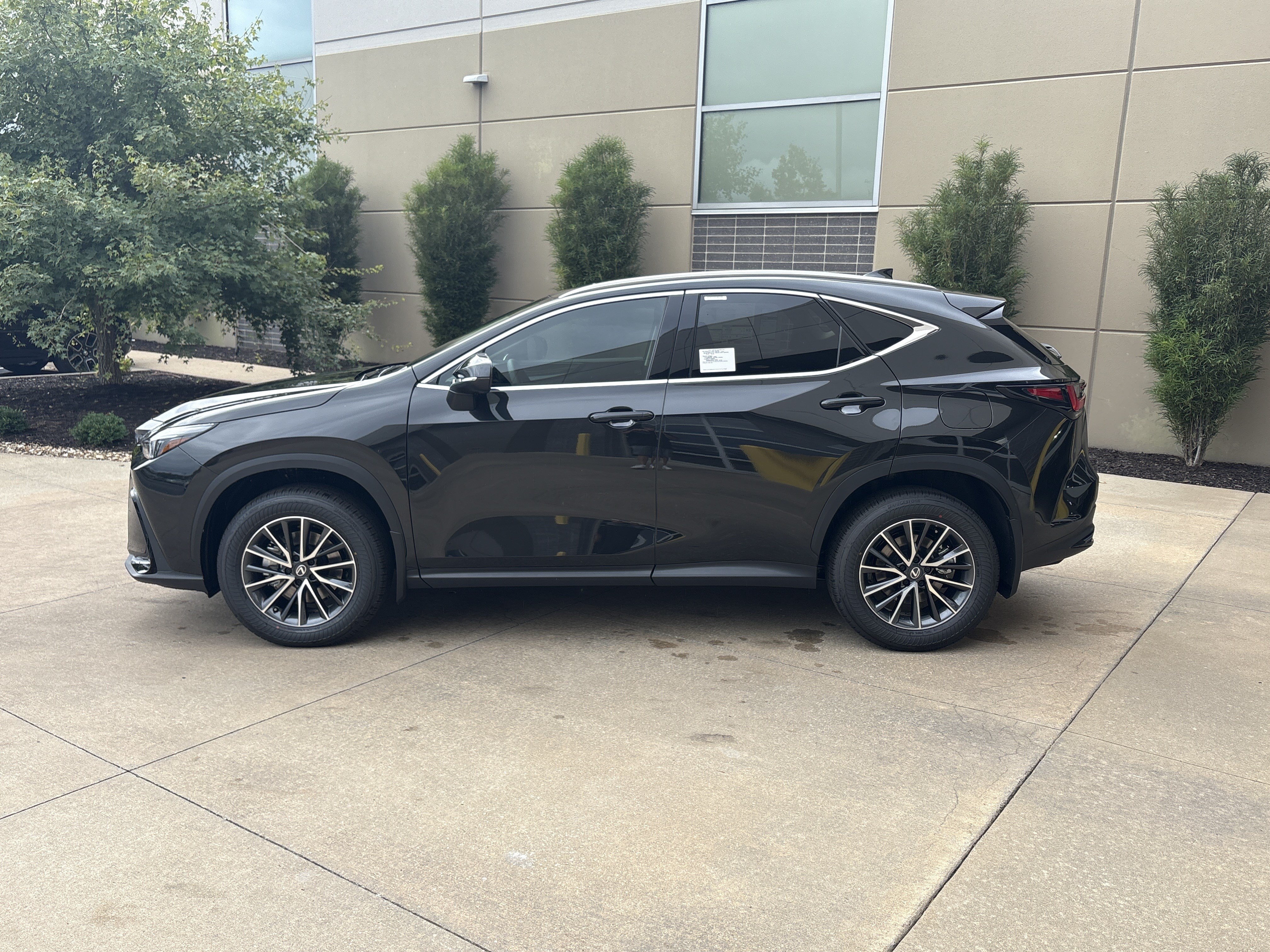 New 2026 Lexus NX 350 AWD w/ Accessory Package (2T) image 25