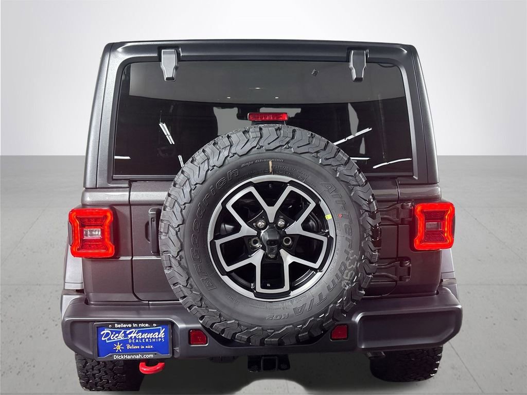 New 2025 Jeep Wrangler Unlimited Rubicon w/ Technology Group AWD/4WD image 7