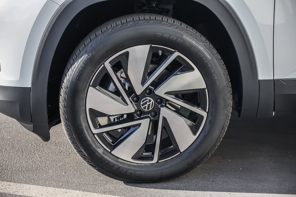 New 2026 Volkswagen Atlas SE FWD image 4