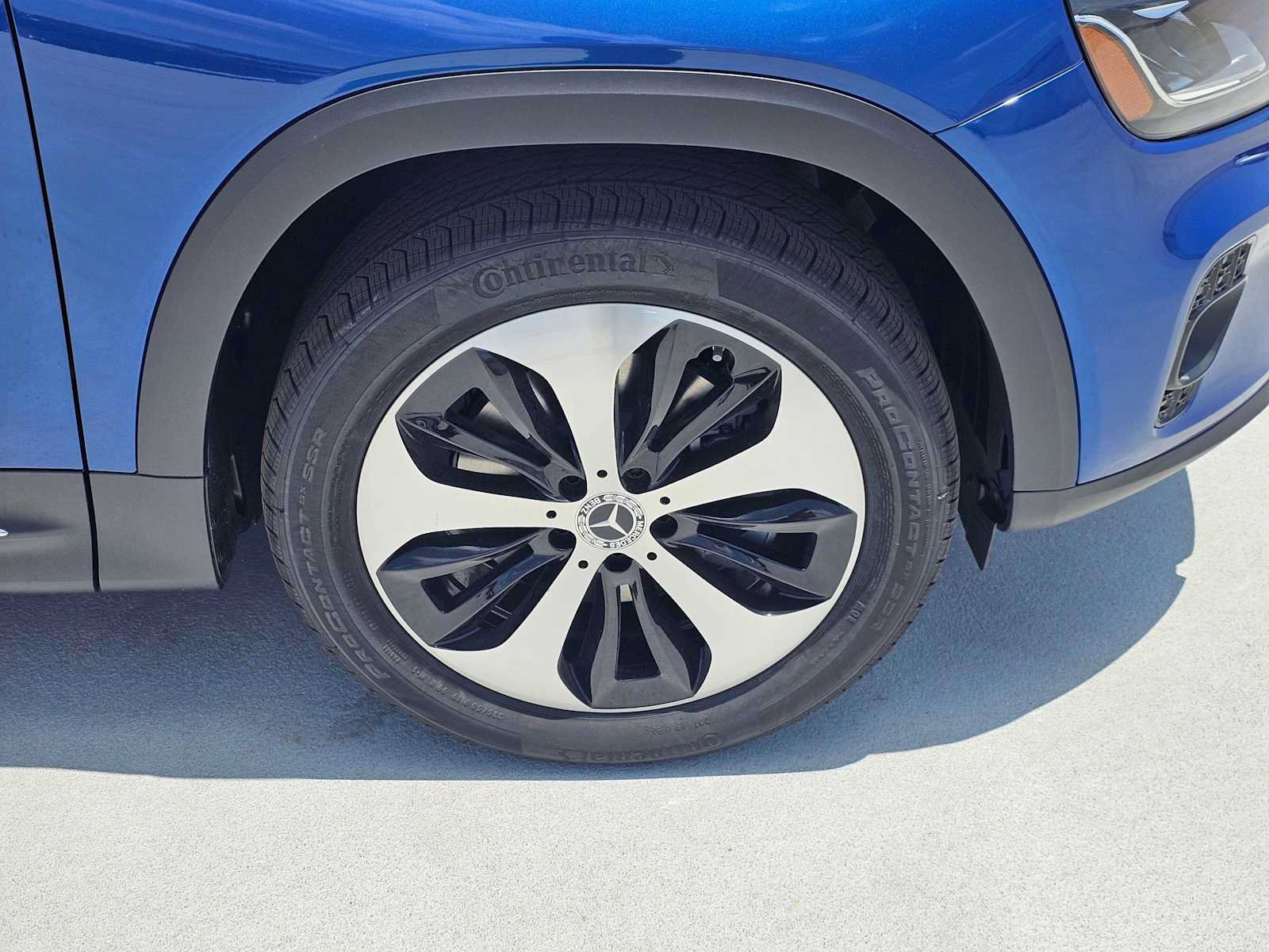 New 2026 Mercedes-Benz GLB 250 image 9