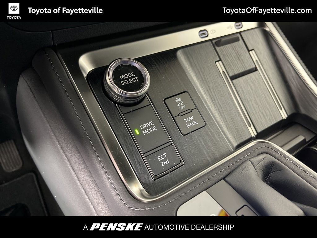 Used 2026 Lexus GX 550 w/ Cold Area Package image 34