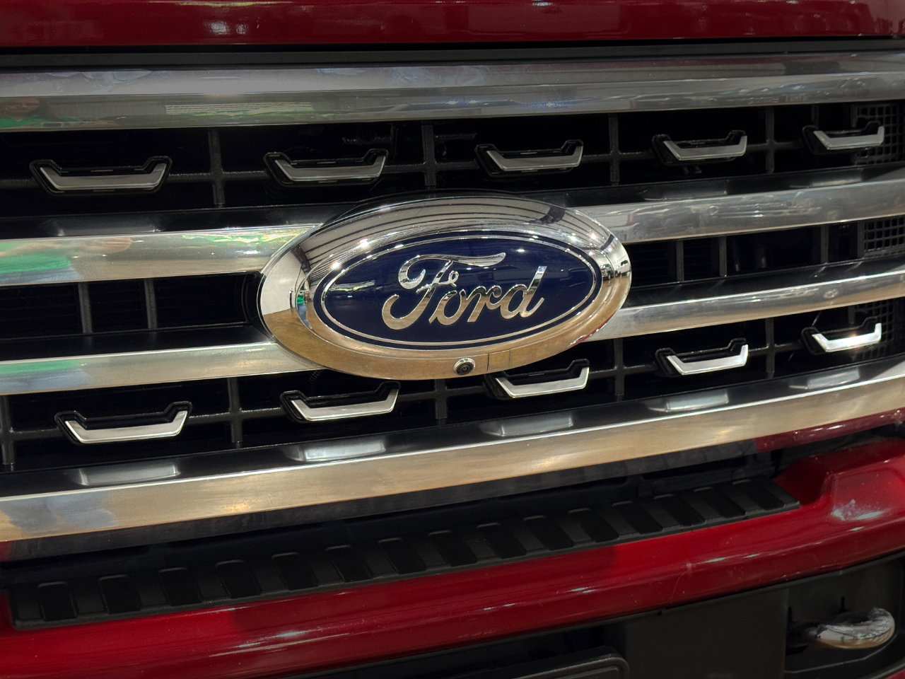 Used 2023 Ford F250 Platinum w/ Tremor Off-Road Package image 43