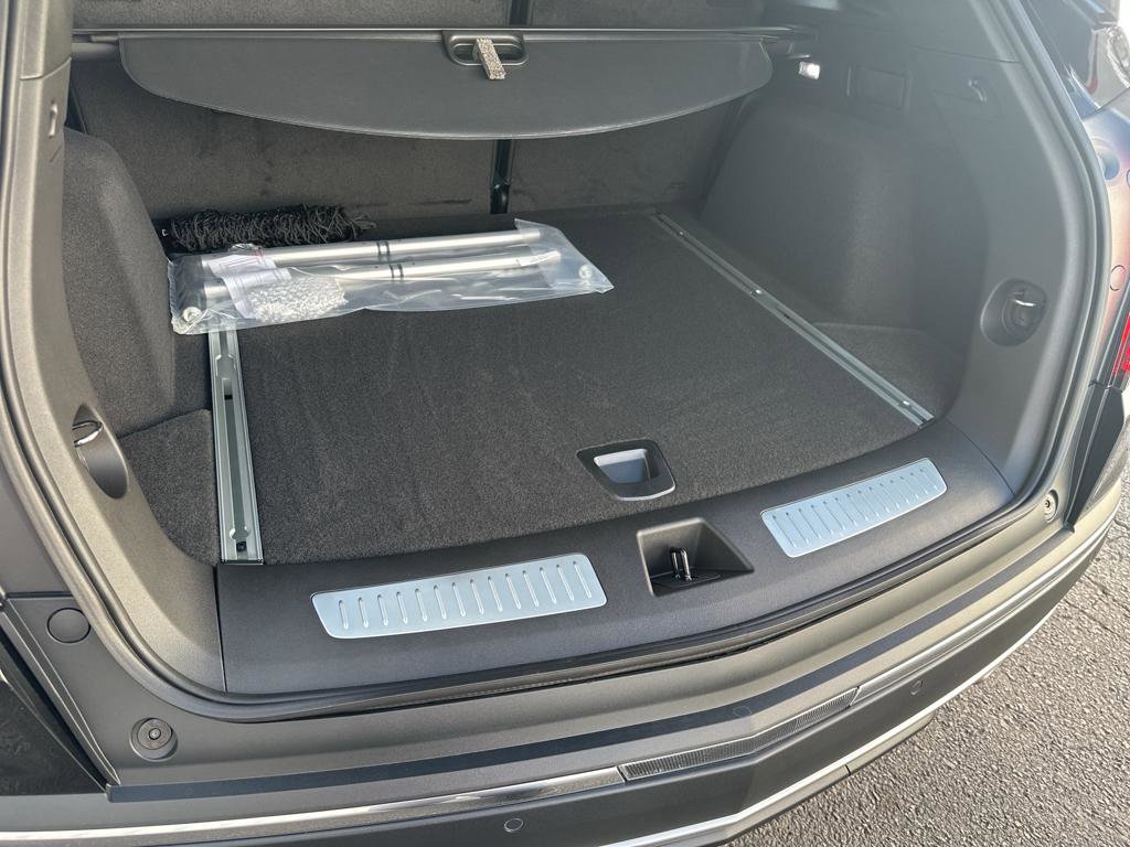 New 2024 Cadillac XT5 Premium Luxury w/ Technology Package image 15