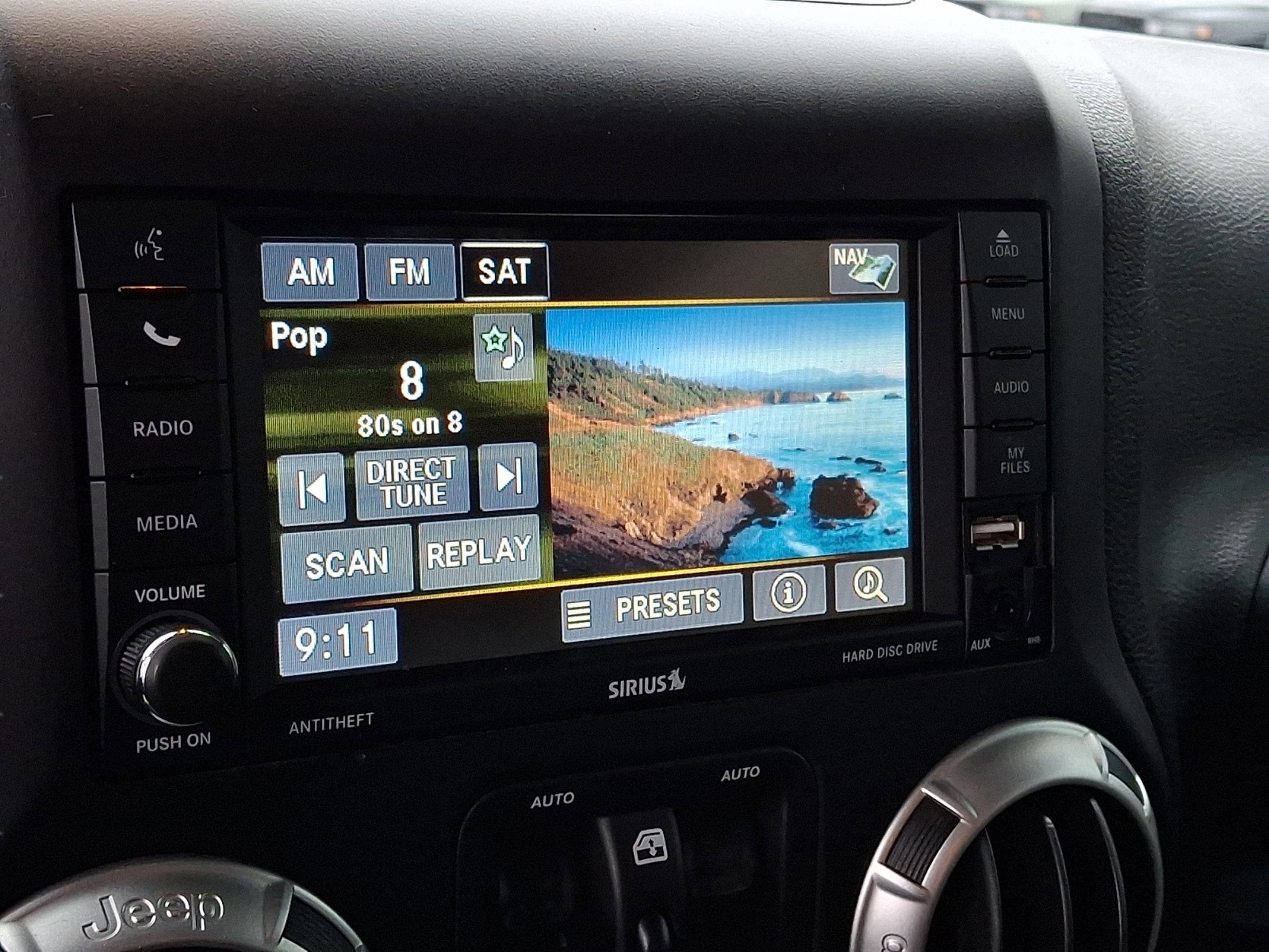 Certified 2017 Jeep Wrangler Unlimited Sahara w/ Connectivity Group image 14