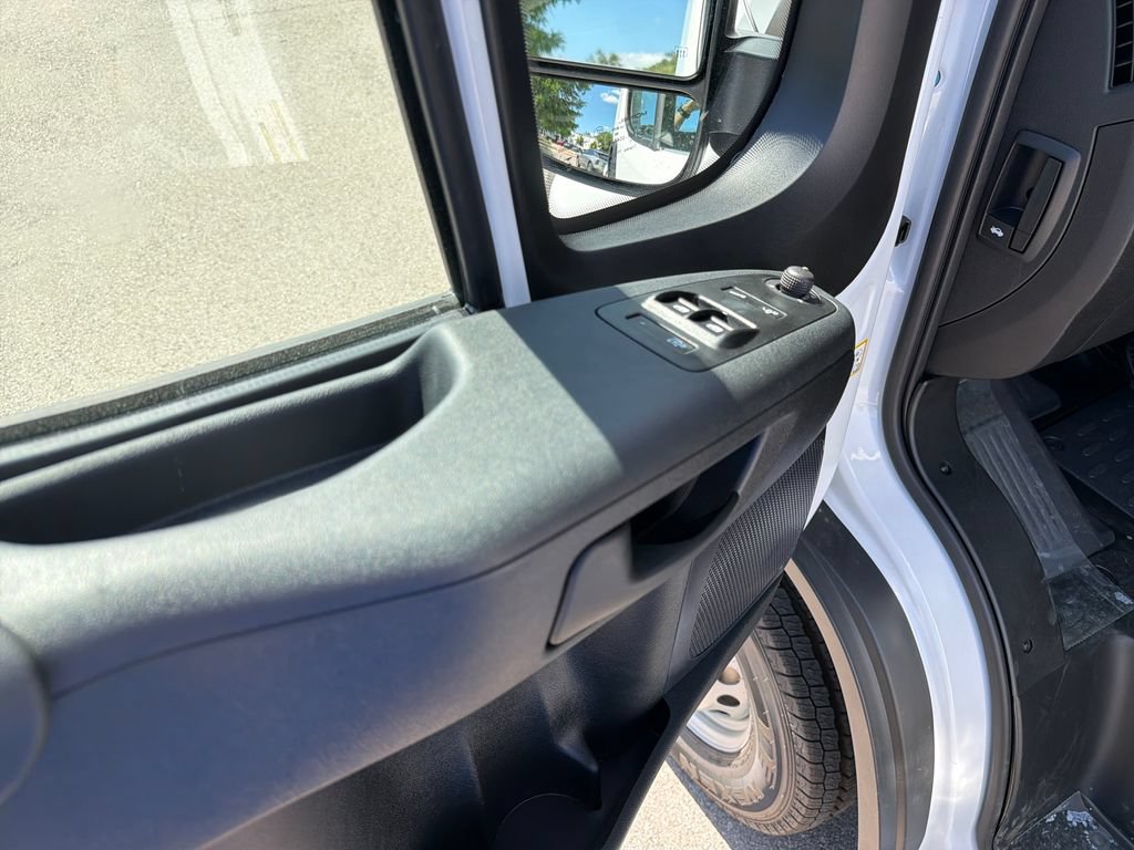 New 2026 RAM ProMaster 1500 w/ Convenience Group FWD image 21