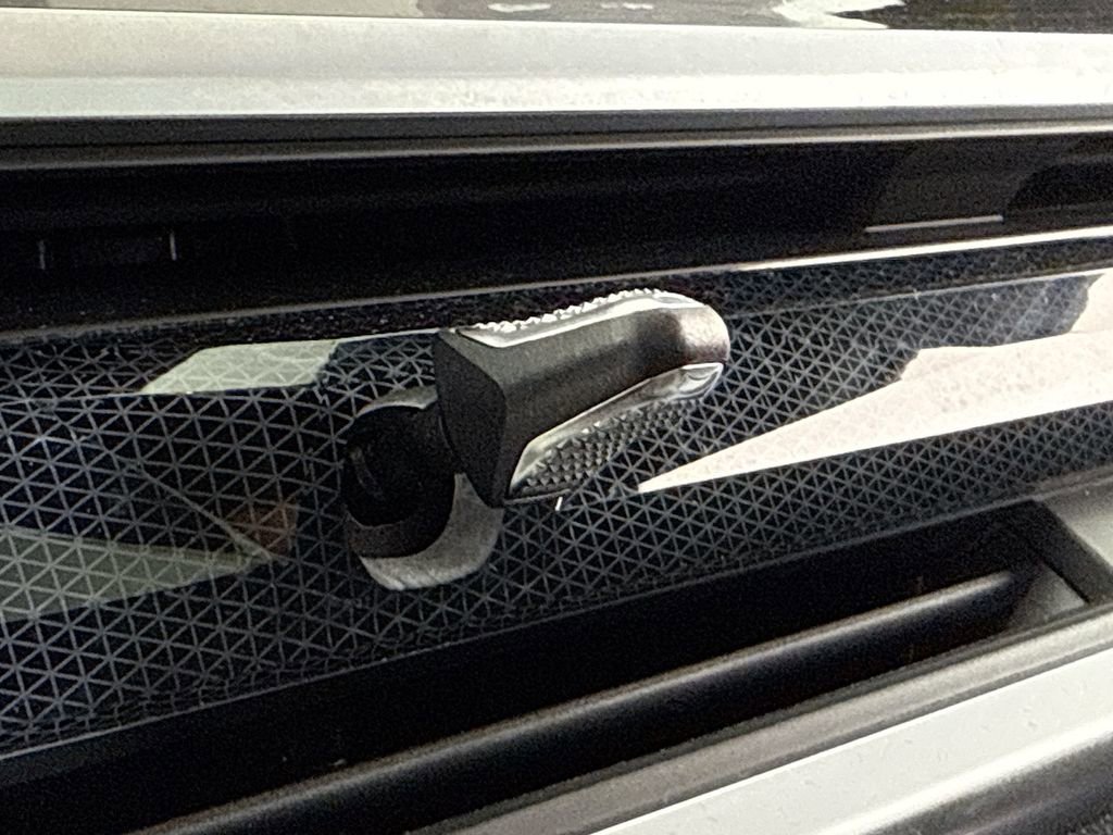 Used 2024 BMW X5 sDrive40i w/ M Sport Package image 23