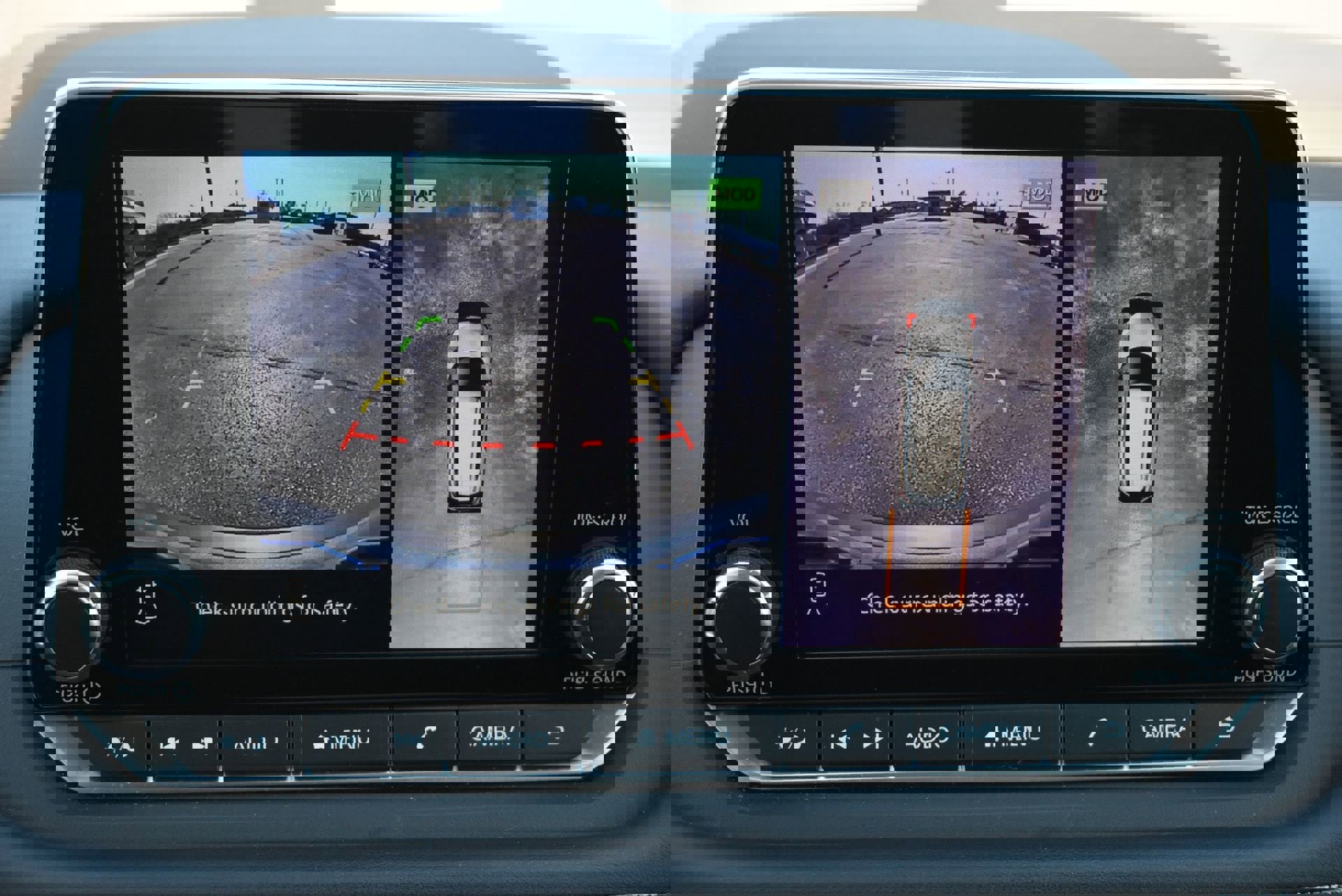 Used 2023 Nissan Rogue SL AWD/4WD image 28