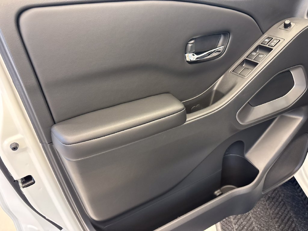 New 2026 Nissan Frontier SV w/ All-Weather Content Package AWD/4WD image 13