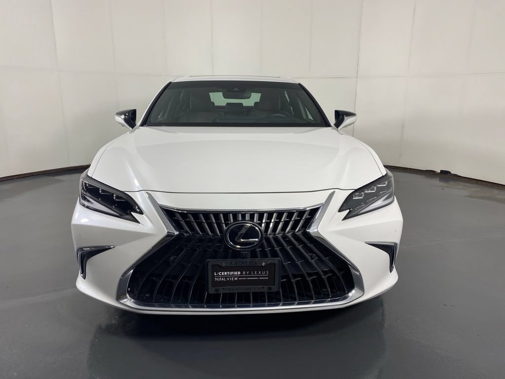 Used 2025 Lexus ES 300h Ultra Luxury FWD image 5