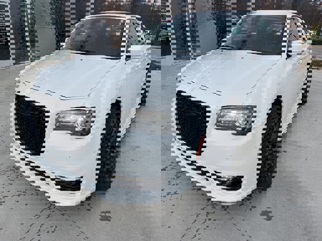 Used 2022 Chrysler 300 Touring L w/ Popular Equipment Group