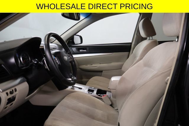 Used 2013 Subaru Outback 2.5i Premium AWD/4WD image 11