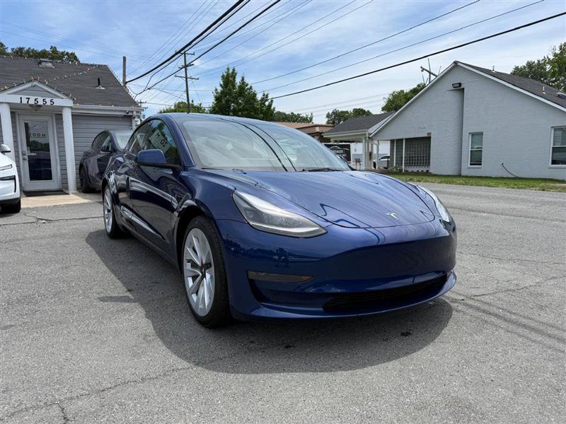 Used 2023 Tesla Model 3 Standard Range RWD image 7