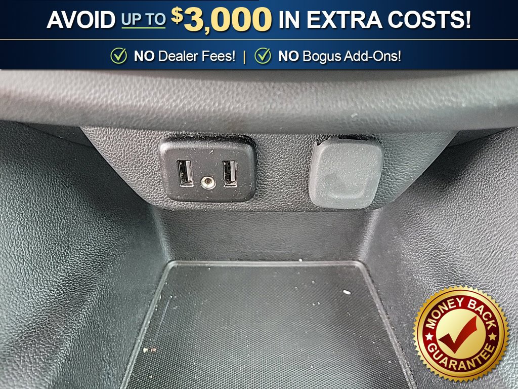 Used 2020 Chevrolet Traverse LT FWD image 27