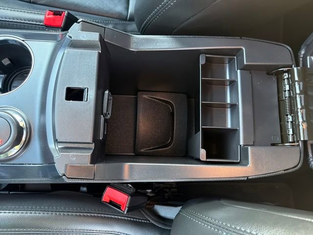 Used 2018 Ford Explorer XLT w/ Equipment Group 202A image 27