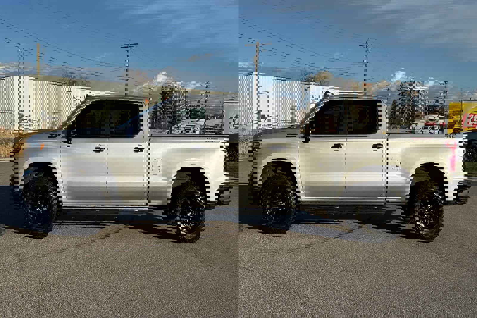 Used 2021 Chevrolet Silverado 1500 LT Trail Boss w/ Bed Protection Package image 5