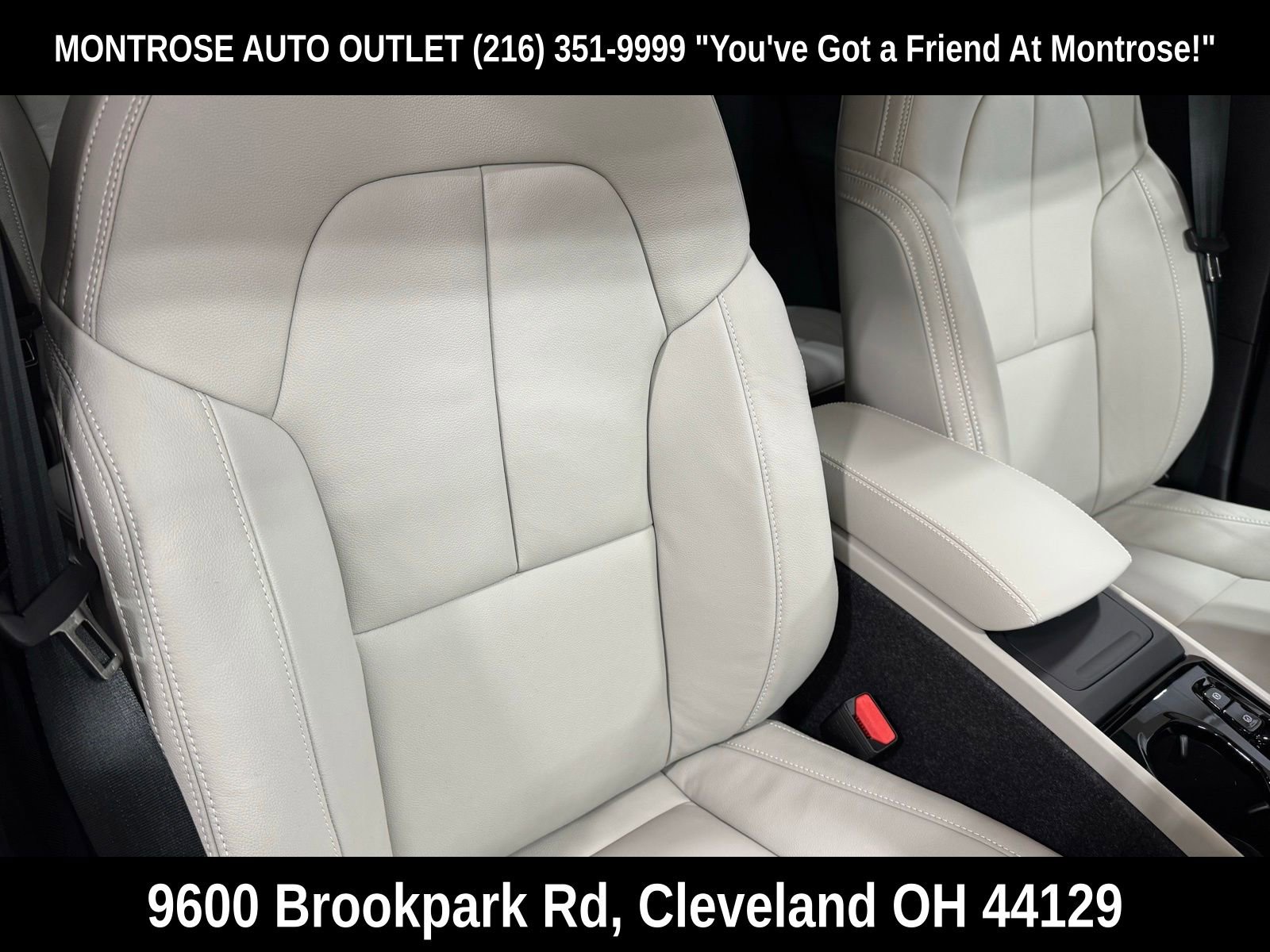 New 2026 Volvo XC40 B5 Plus w/ Protection Package Premier image 46