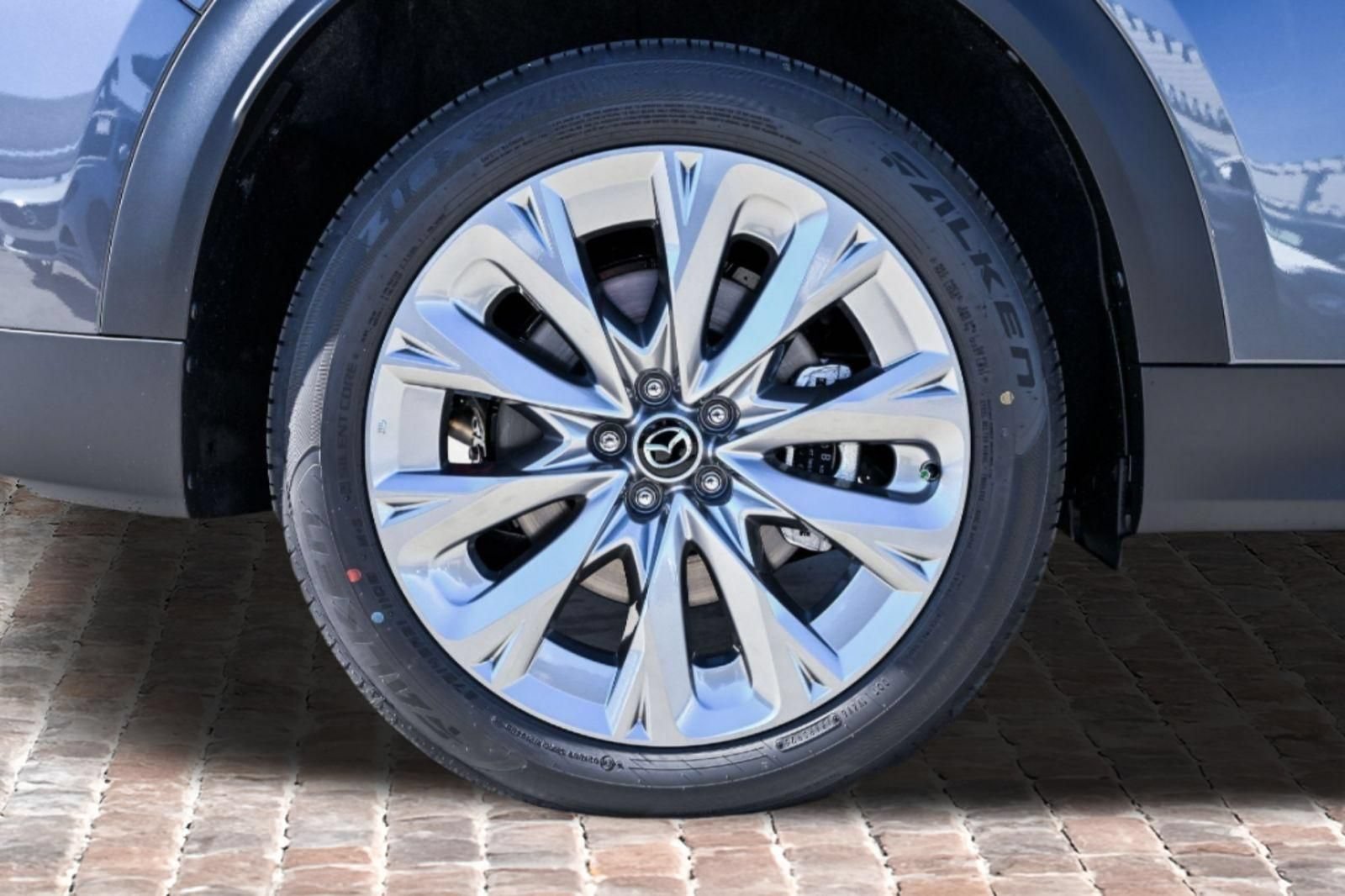 Used 2026 MAZDA CX-90 Plug-In Hybrid w/ Preferred AWD/4WD image 38