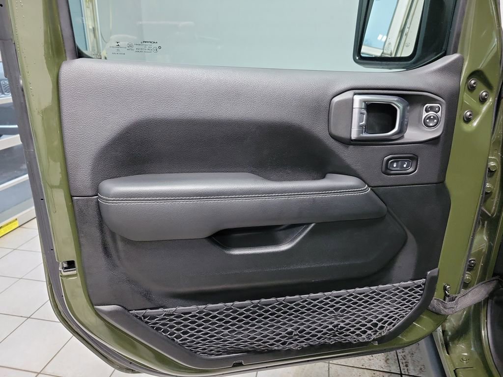 Used 2021 Jeep Wrangler Unlimited Rubicon image 34